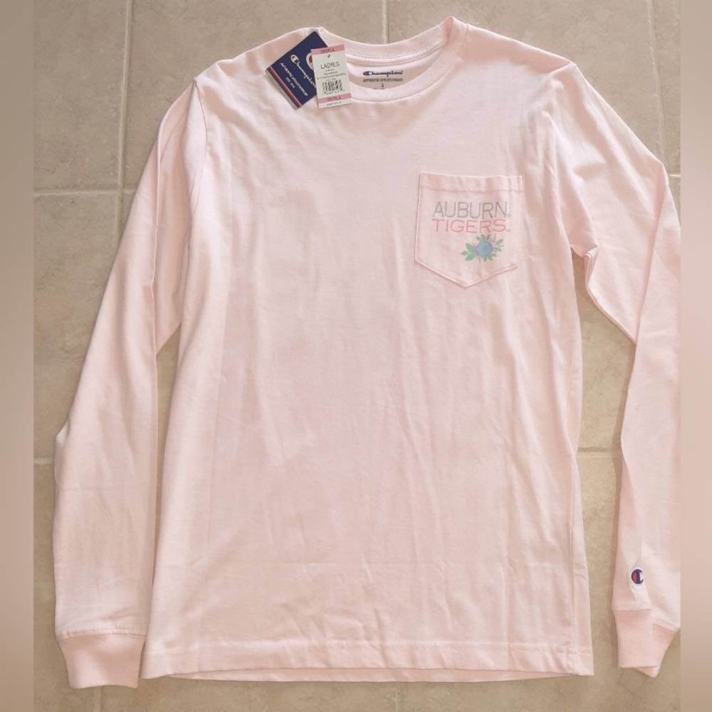 NWT Auburn University Logo Light Pink Long Sleeve Shirt Small
